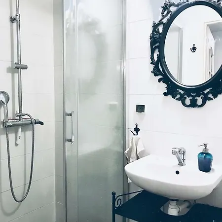 アパート Nadmorski シュトゥトボ